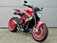 MV AGUSTA BRUTALE 800