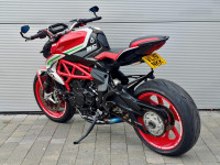 MV AGUSTA BRUTALE 800