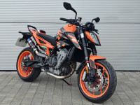 KTM 890 DUKE