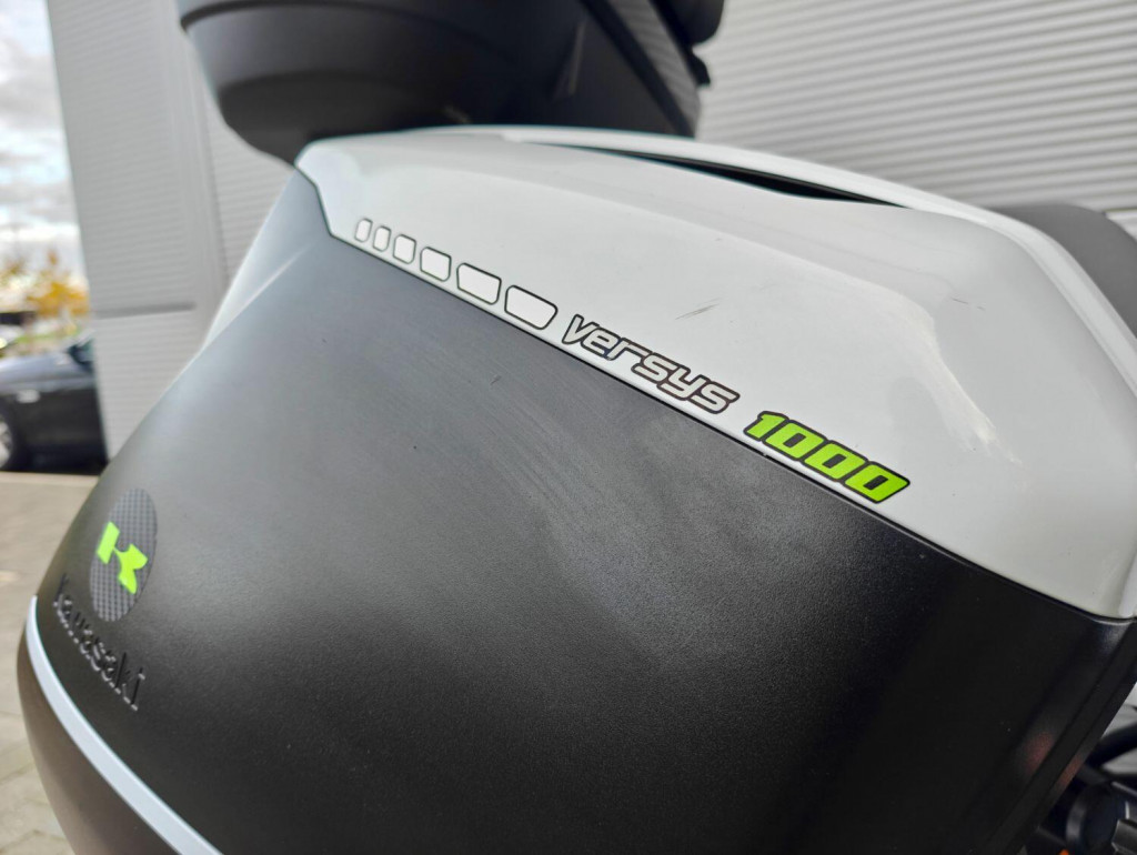 KAWASAKI Versys 1000
