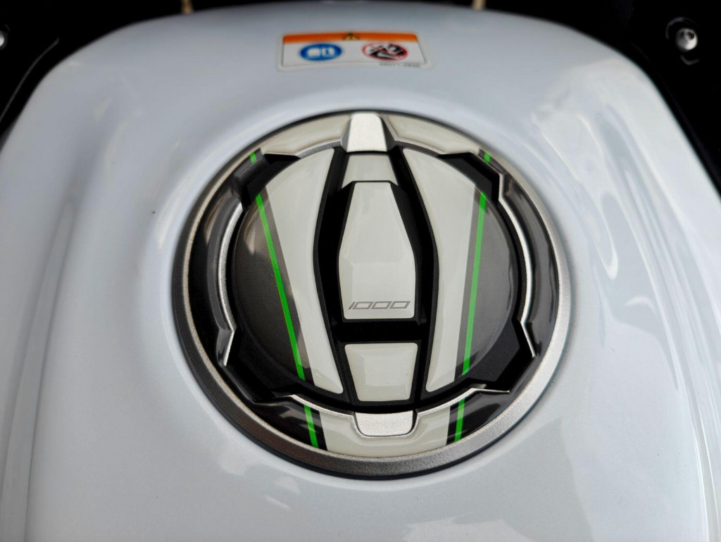 KAWASAKI Versys 1000