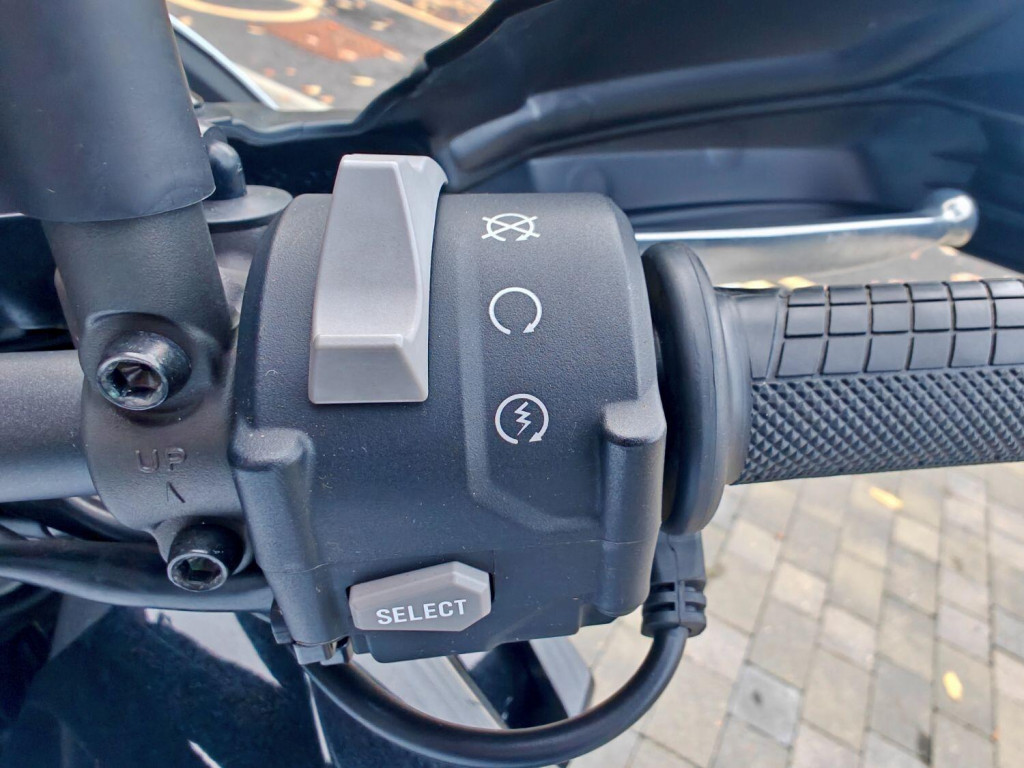 KAWASAKI Versys 1000