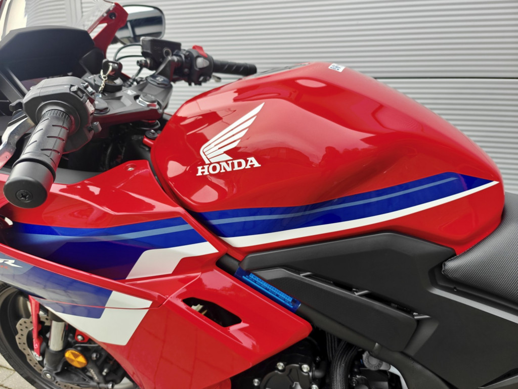 HONDA CBR500R
