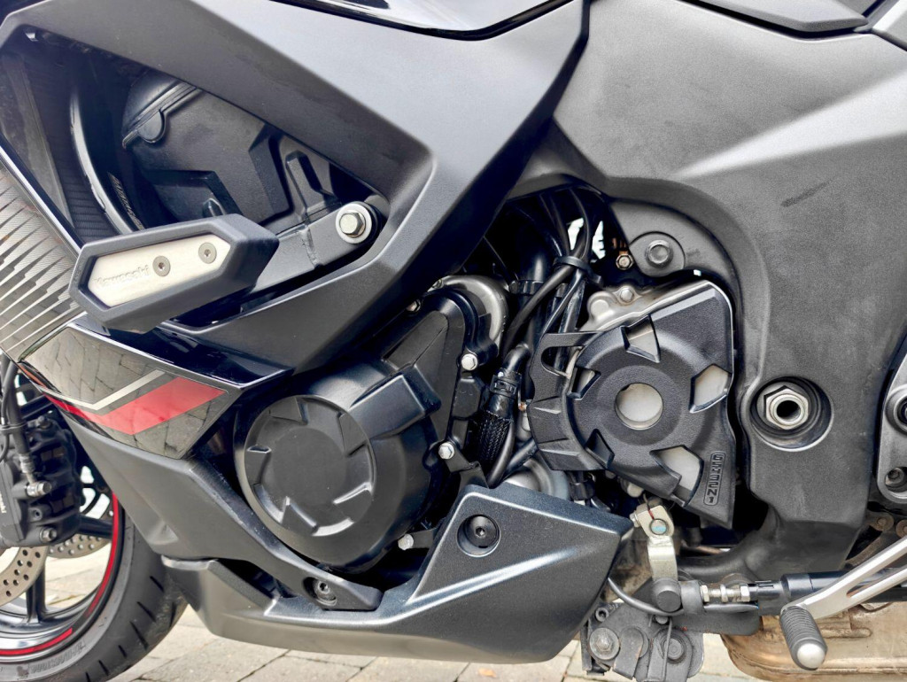 KAWASAKI NINJA 1000SX