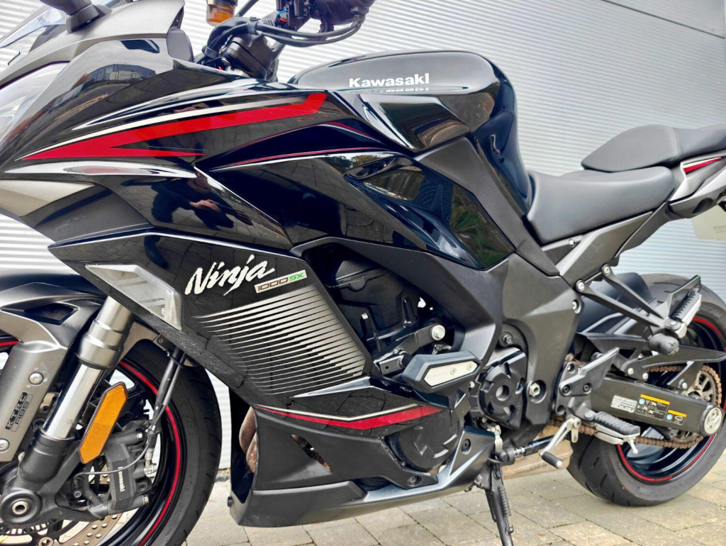 KAWASAKI NINJA 1000SX