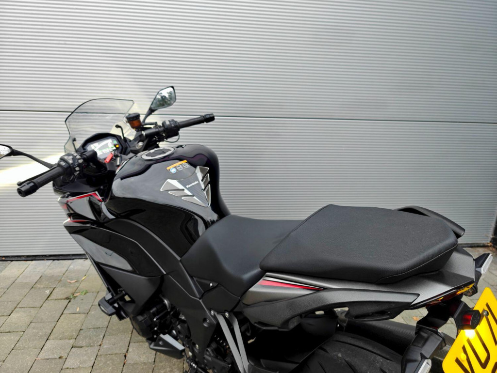 KAWASAKI NINJA 1000SX