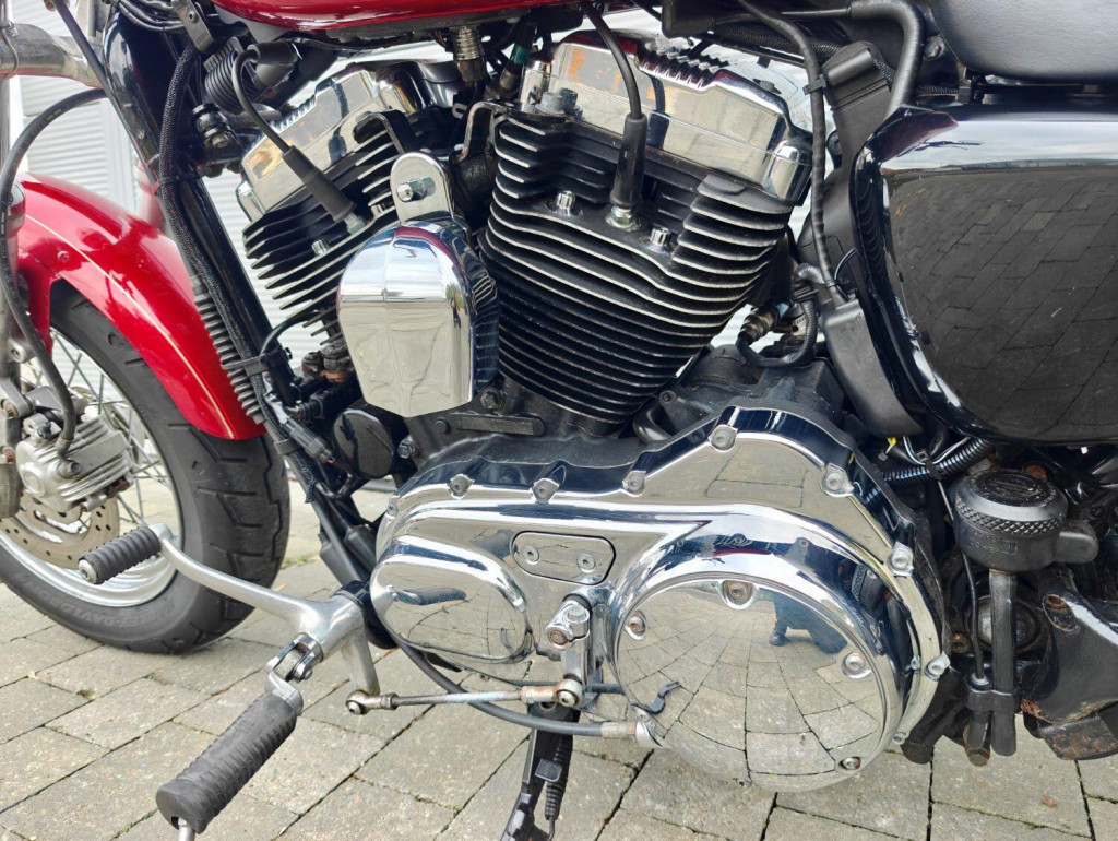 HARLEY-DAVIDSON Sportster