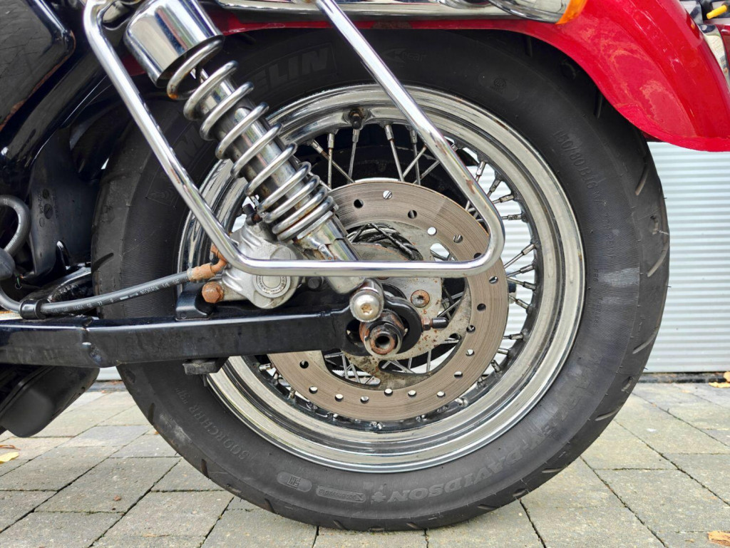 HARLEY-DAVIDSON Sportster