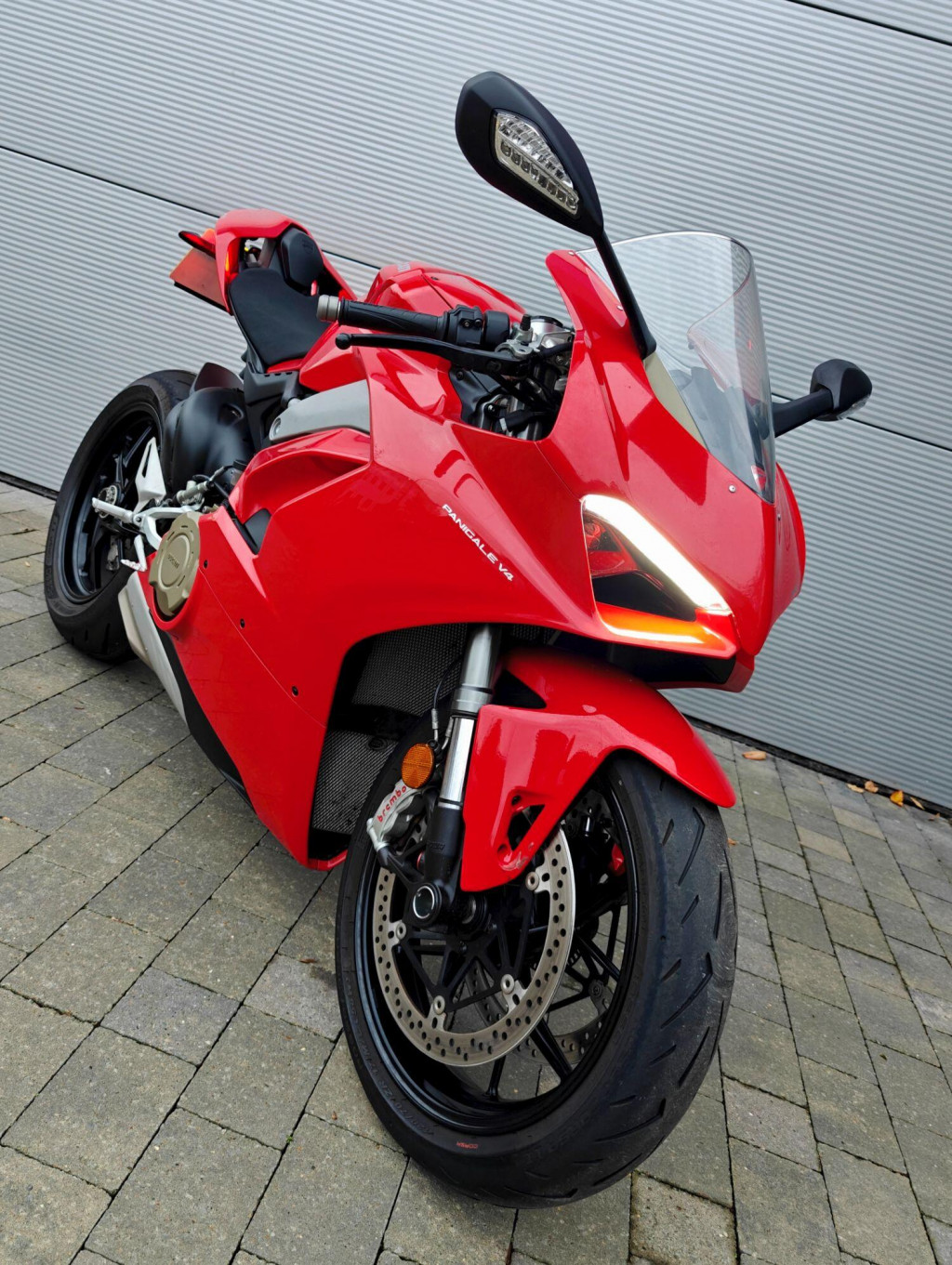 DUCATI Panigale V4