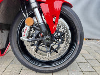 DUCATI Panigale V4
