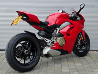 DUCATI Panigale V4