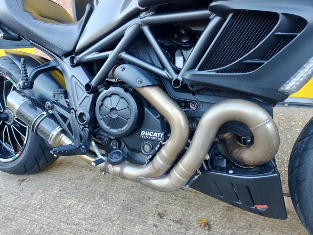 DUCATI DIAVEL