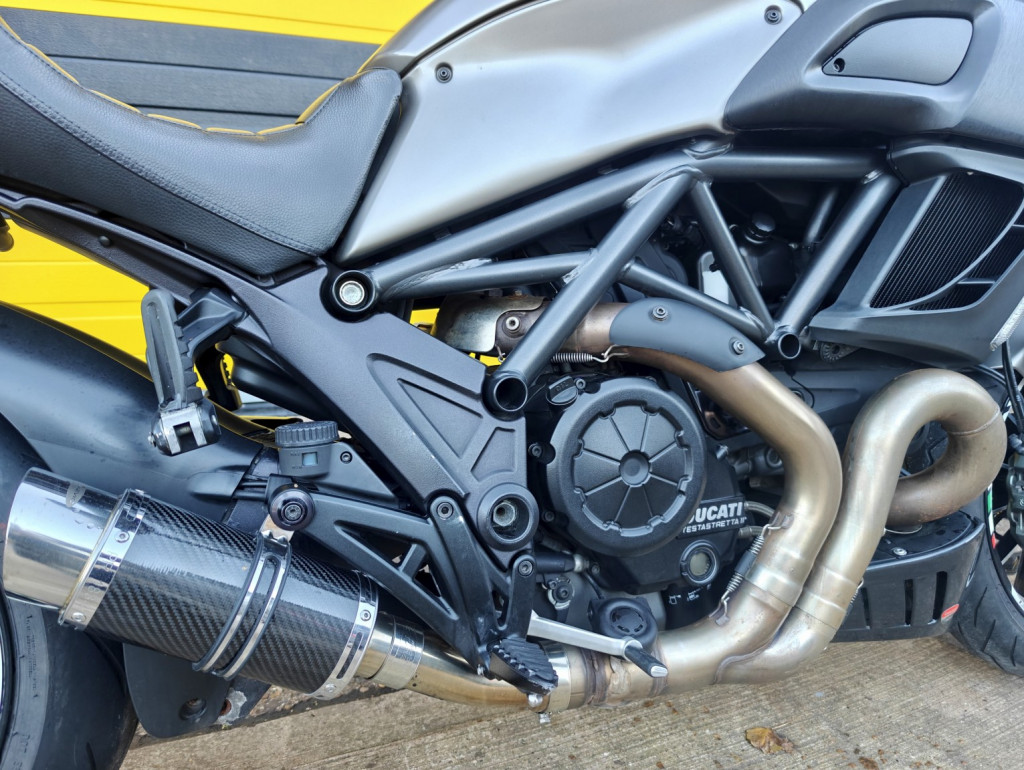 DUCATI DIAVEL