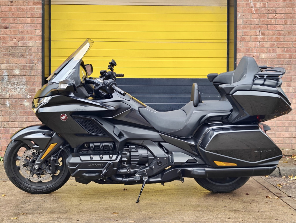 HONDA GL1800 Goldwing