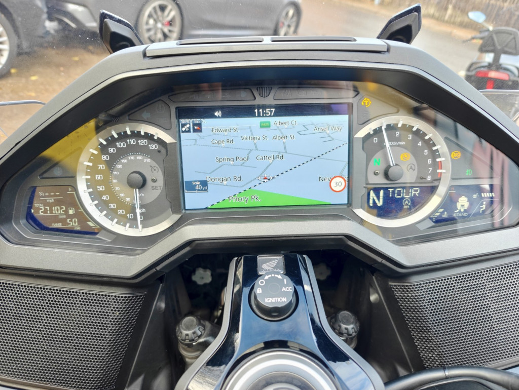 HONDA GL1800 Goldwing