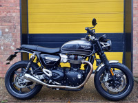 TRIUMPH SPEED TWIN