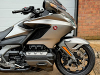 HONDA GL1800 GOLD WING