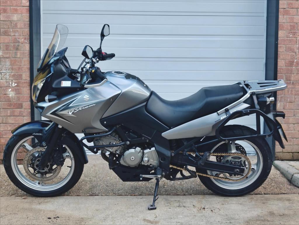 SUZUKI V-STROM 650