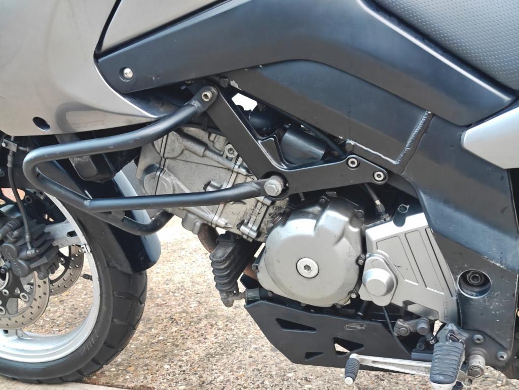 SUZUKI V-STROM 650