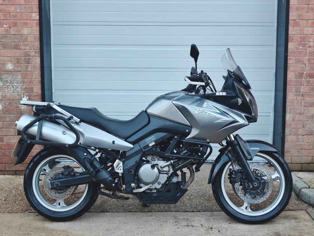 SUZUKI V-STROM 650