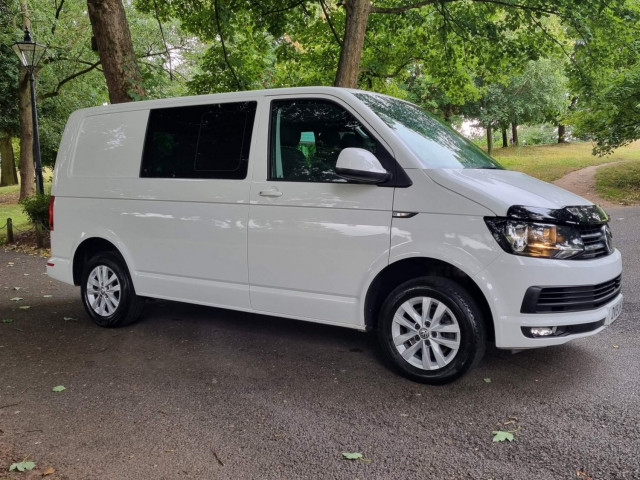 VOLKSWAGEN TRANSPORTER