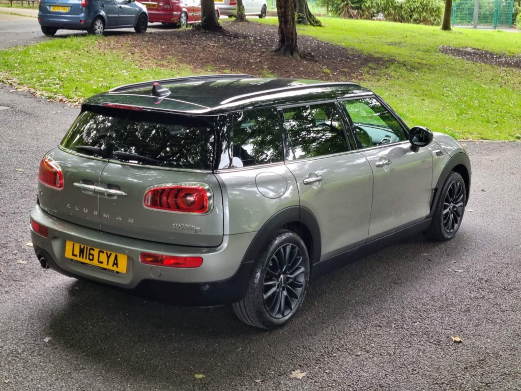 MINI CLUBMAN
