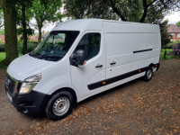 NISSAN NV400
