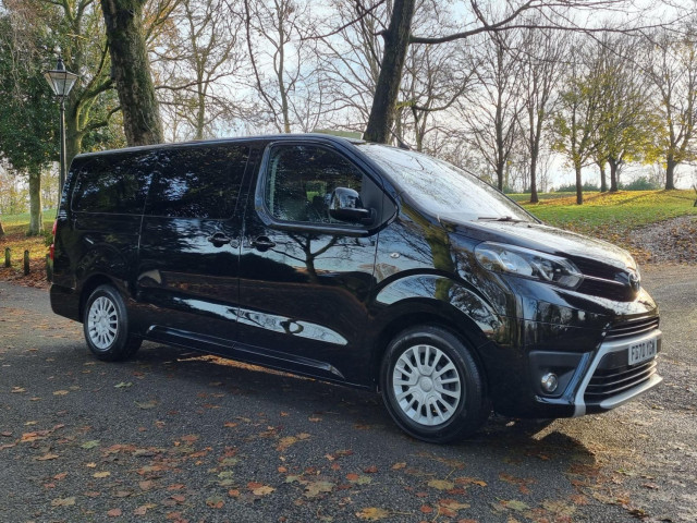 TOYOTA PROACE VERSO