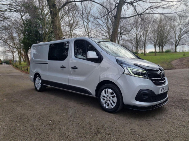 RENAULT TRAFIC