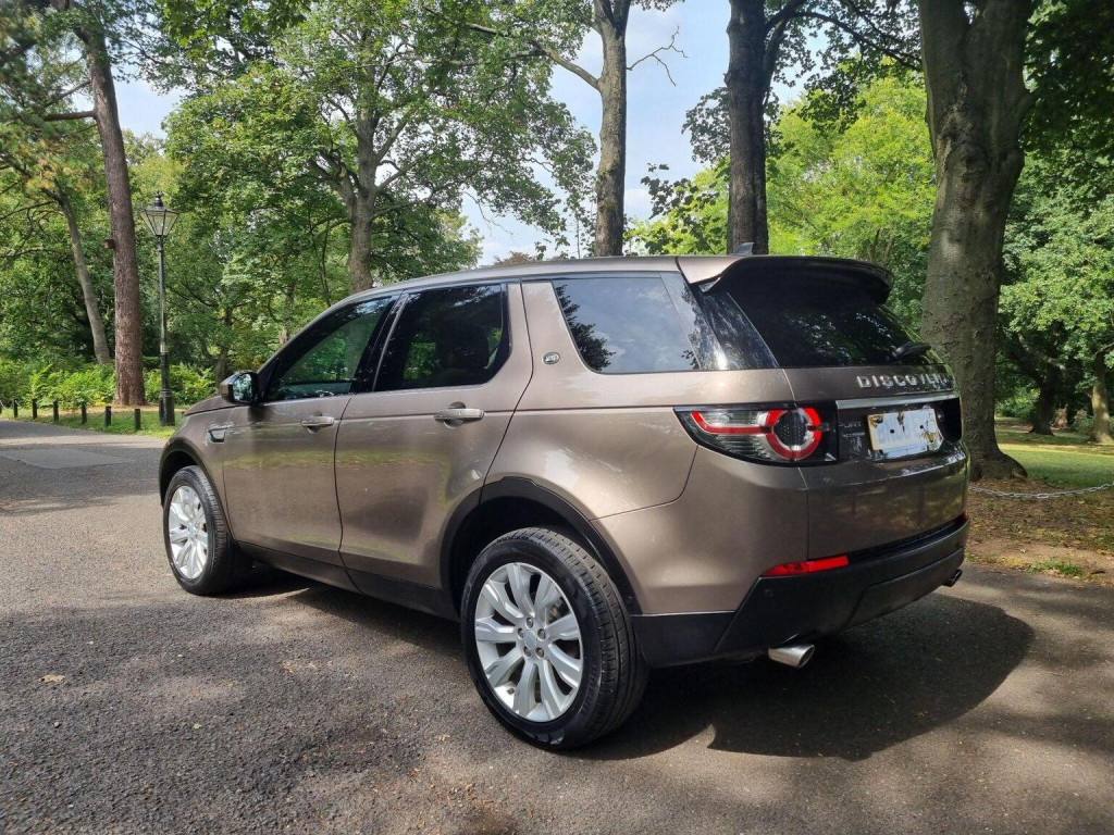 LAND ROVER DISCOVERY SPORT