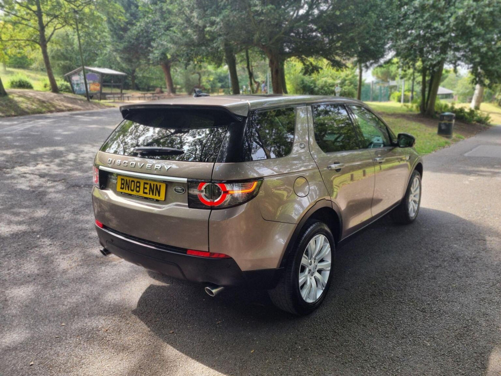 LAND ROVER DISCOVERY SPORT
