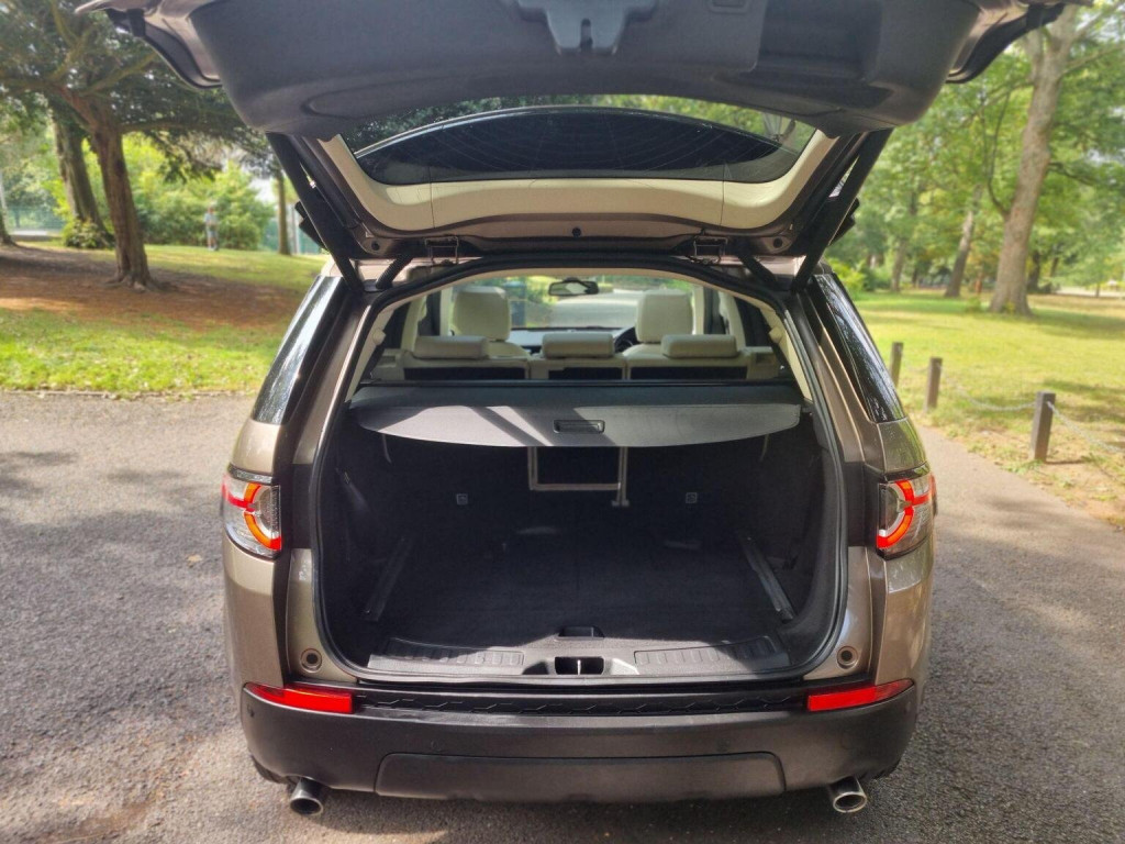 LAND ROVER DISCOVERY SPORT