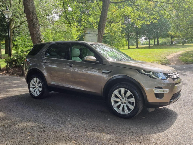 LAND ROVER DISCOVERY SPORT