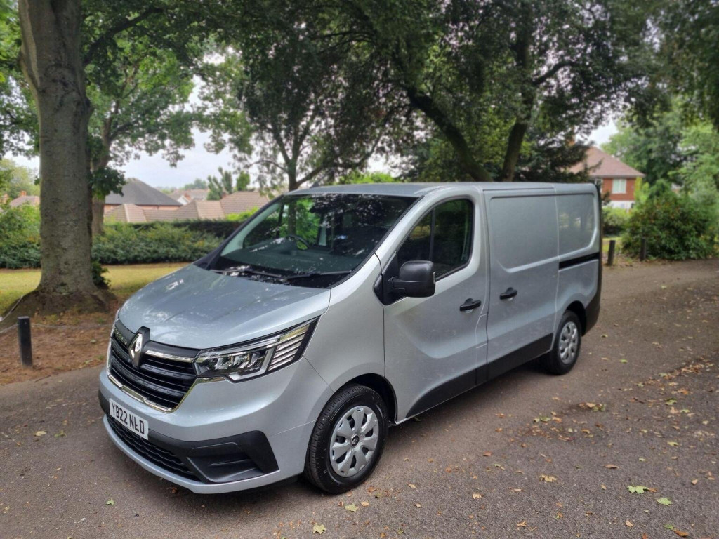 RENAULT TRAFIC