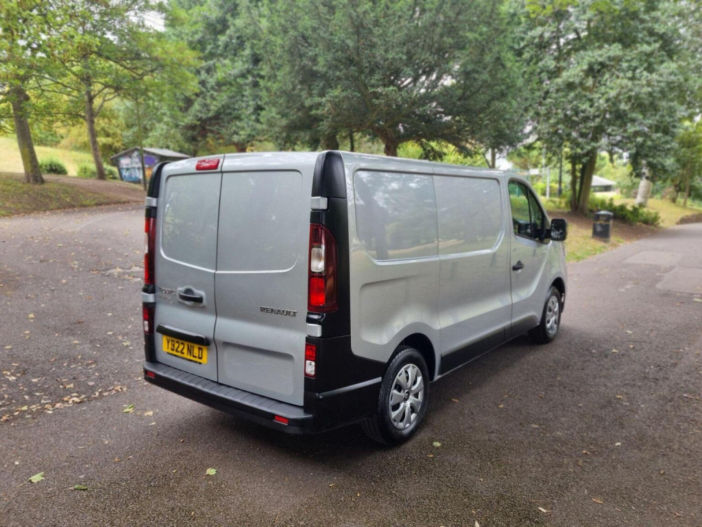 RENAULT TRAFIC