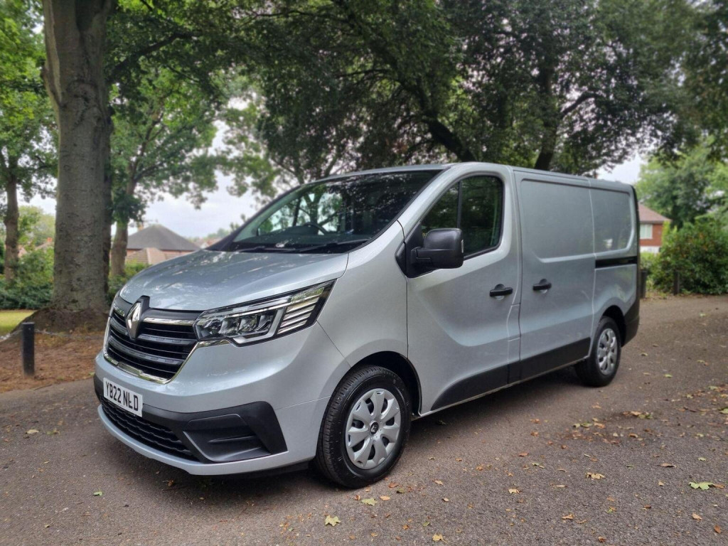 RENAULT TRAFIC