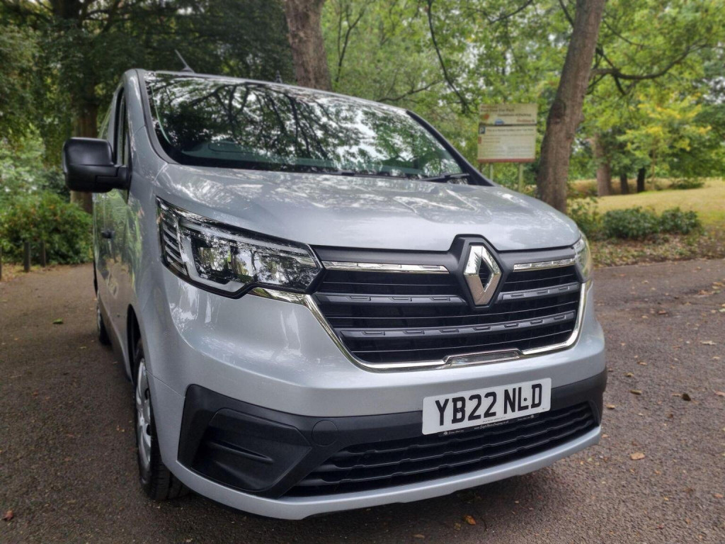 RENAULT TRAFIC