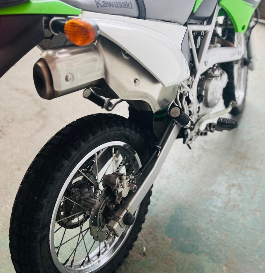 KAWASAKI KLX