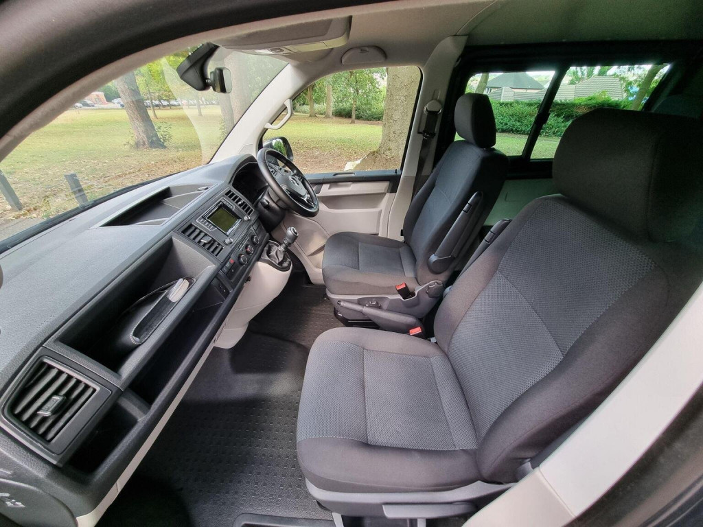 VOLKSWAGEN TRANSPORTER