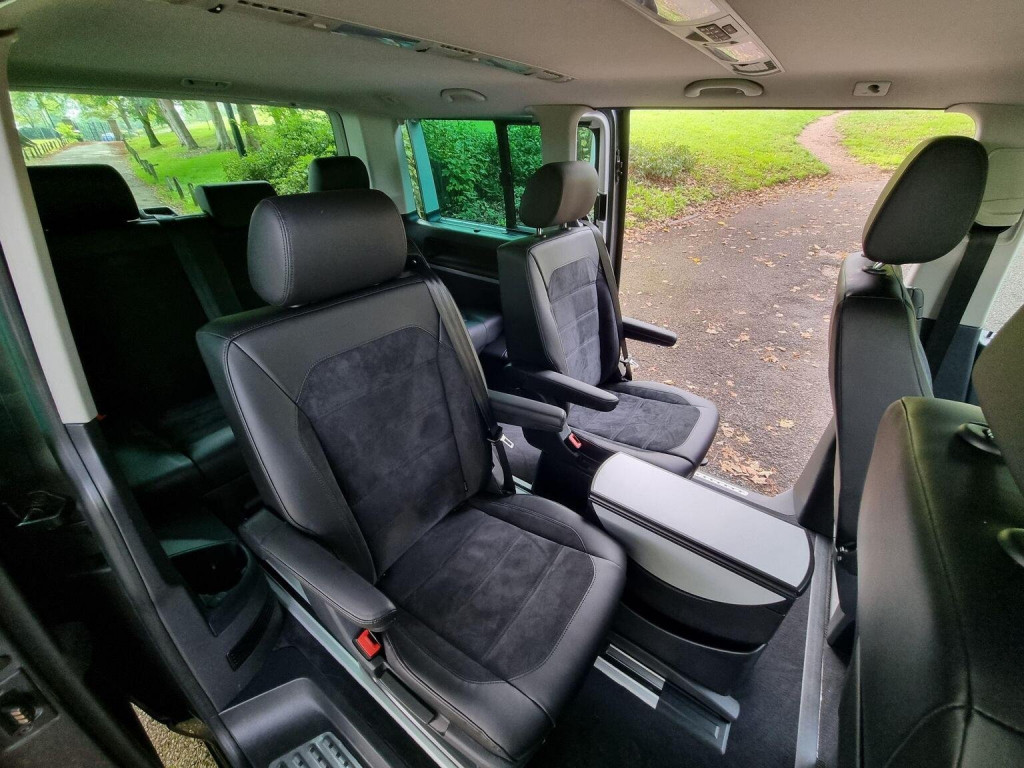 VOLKSWAGEN CARAVELLE