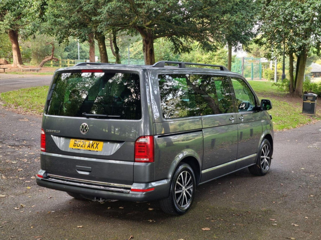 VOLKSWAGEN CARAVELLE