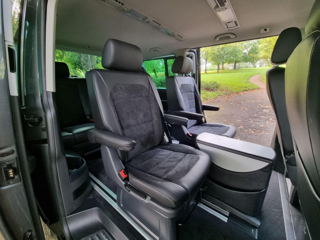 VOLKSWAGEN CARAVELLE