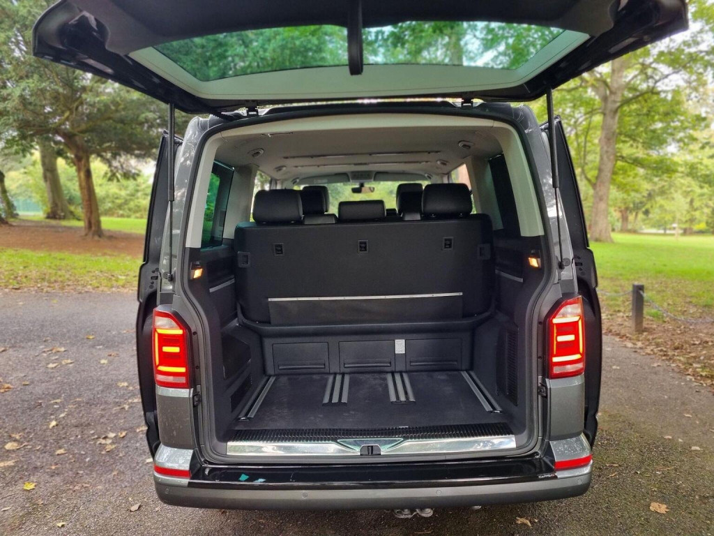 VOLKSWAGEN CARAVELLE