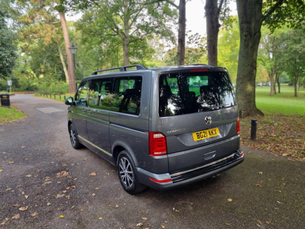 VOLKSWAGEN CARAVELLE