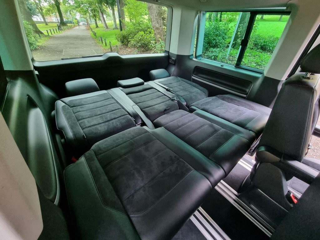 VOLKSWAGEN CARAVELLE