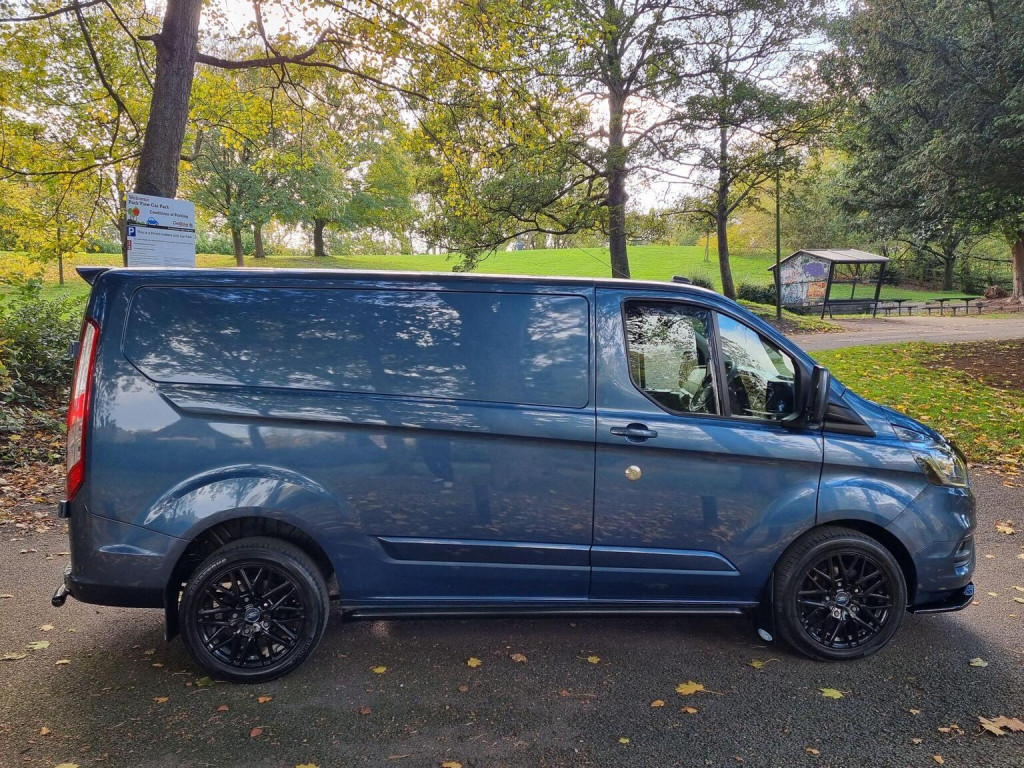FORD TRANSIT CUSTOM