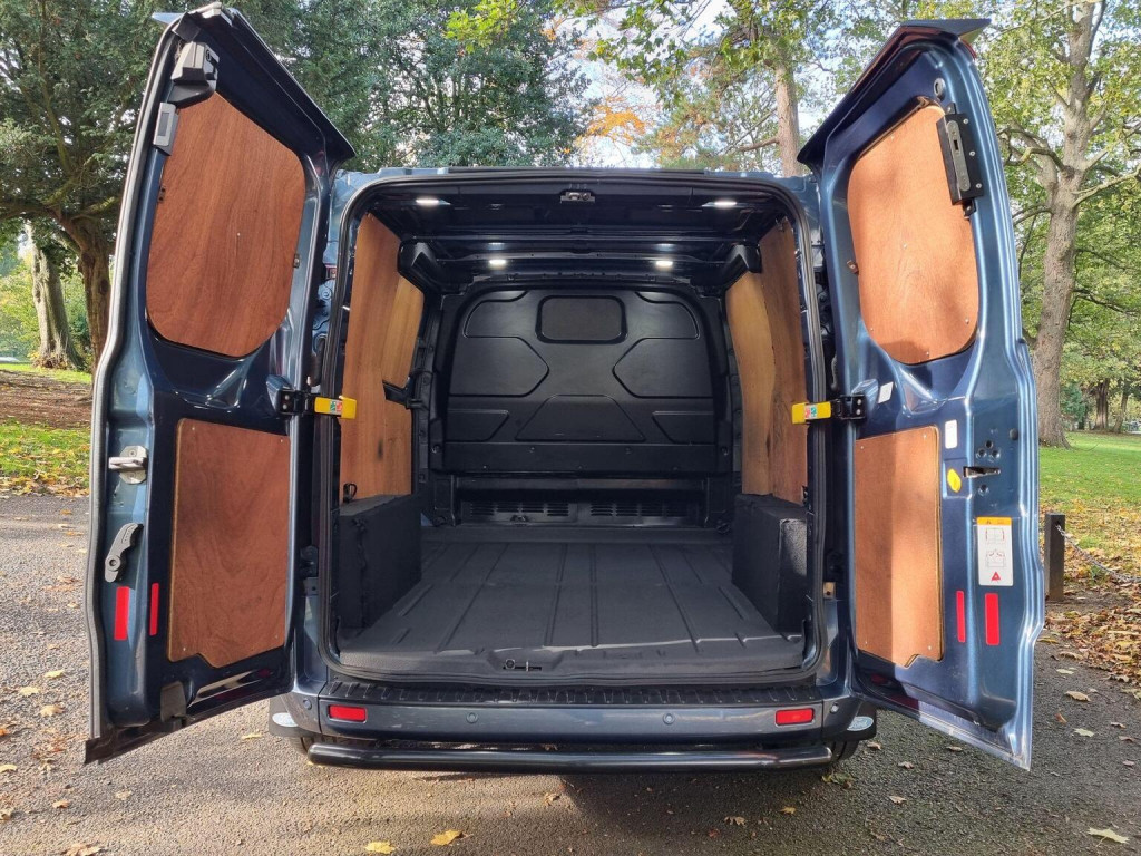 FORD TRANSIT CUSTOM