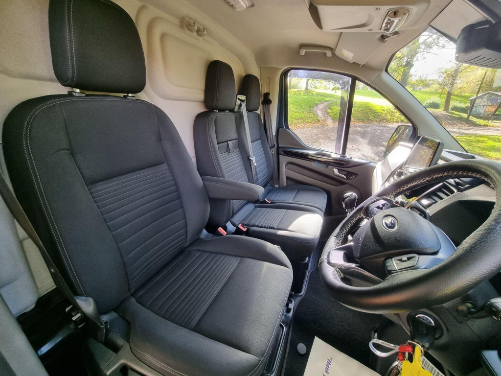 FORD TRANSIT CUSTOM