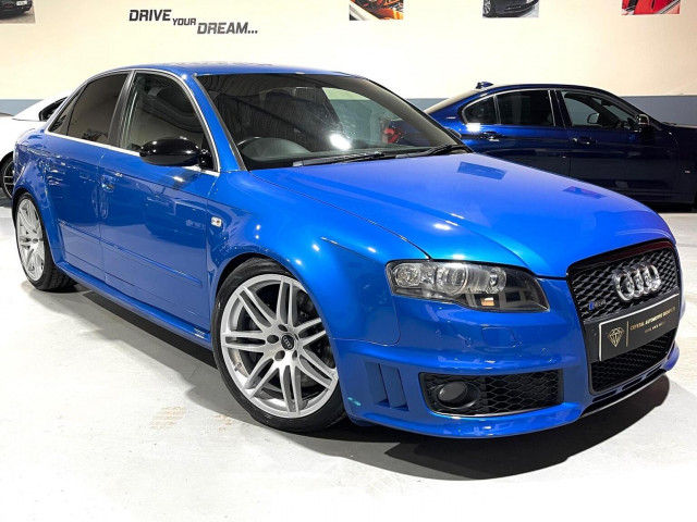 AUDI RS4 4.2 quattro 4dr