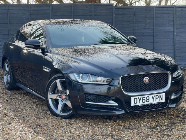 JAGUAR XE